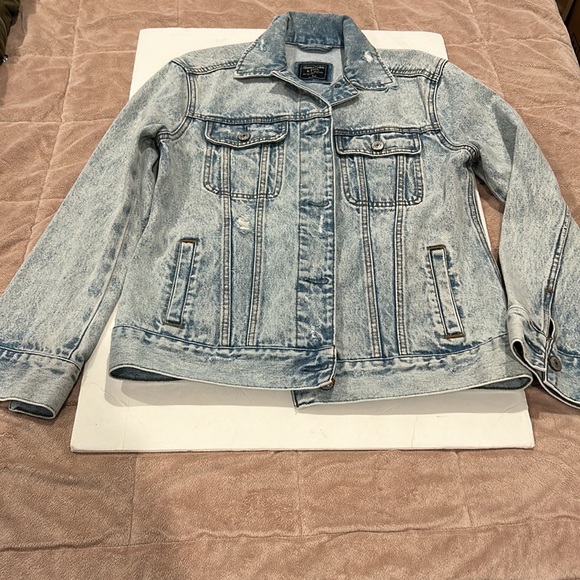 Abercrombie & Fitch Denim Jacket (NWOT) - Picture 11 of 11